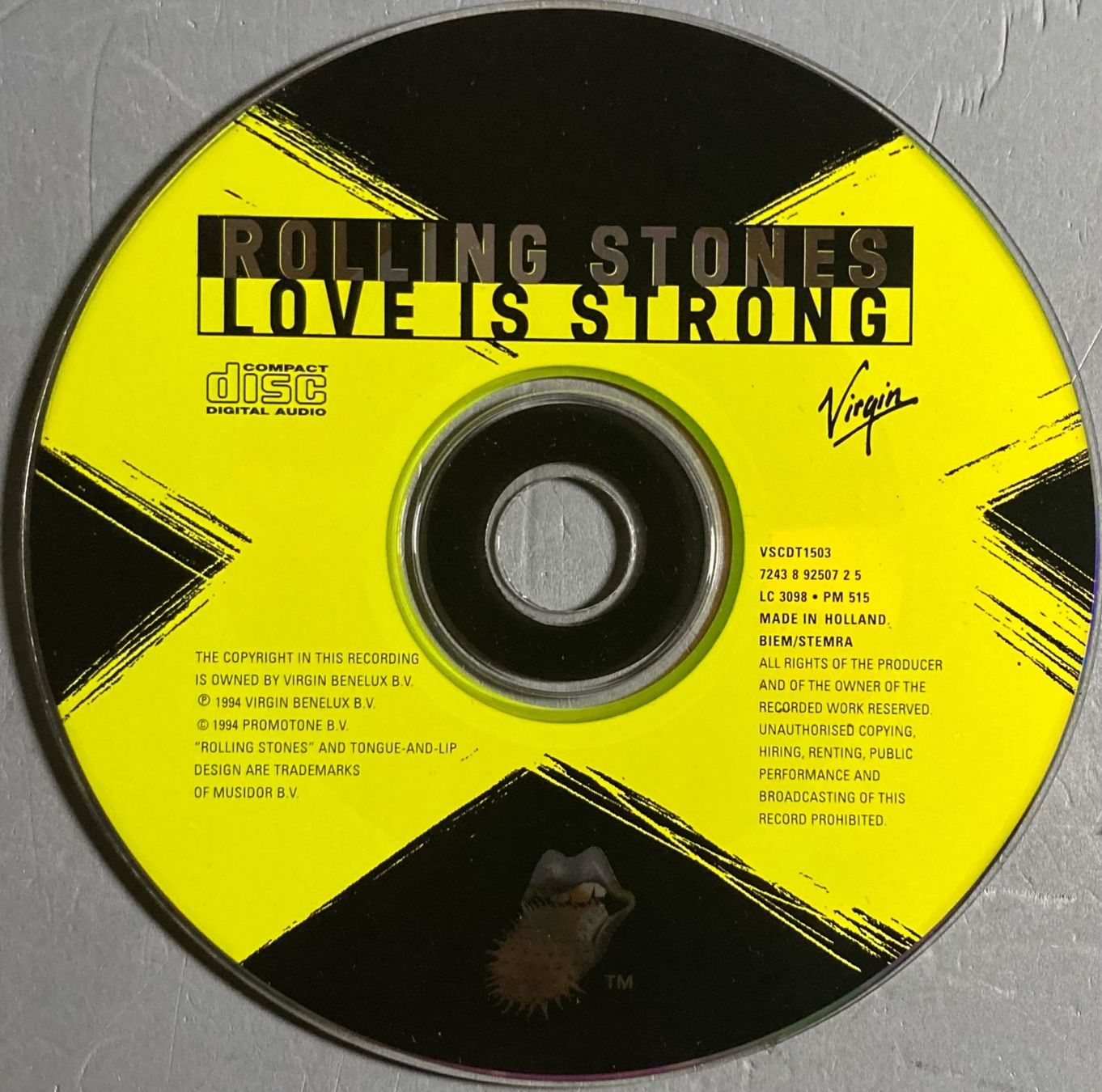 CDs: THE ROLLING STONES - LOVE IS STRONG – Gebraucht aus Poliez-Pittet von Newtown-Records 1