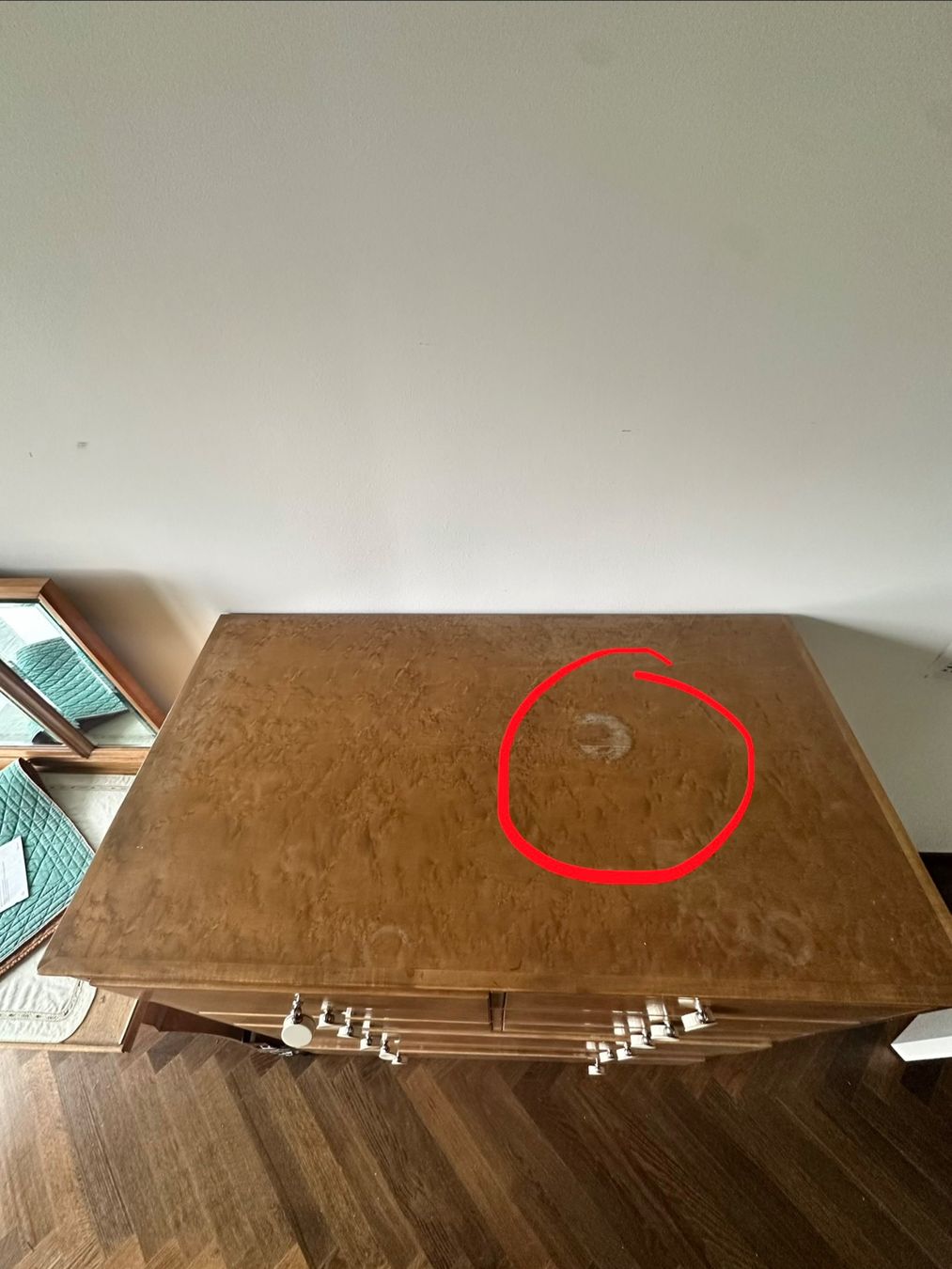 Cassettiere: Antike Holzkommode mit Schubladen – Usato da Basel venduto da del_xr2h 2