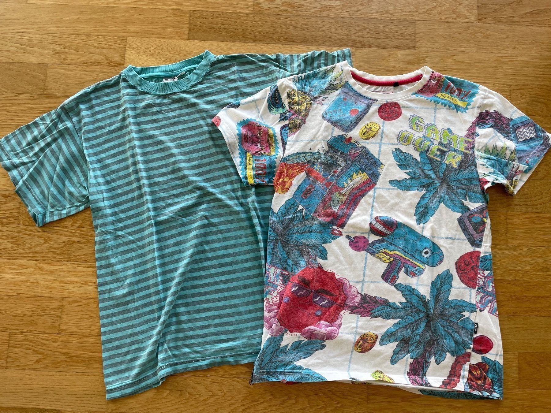 T-shirt: 2 T-Shirts Gr. S – Usato da Möhlin venduto da Halylea