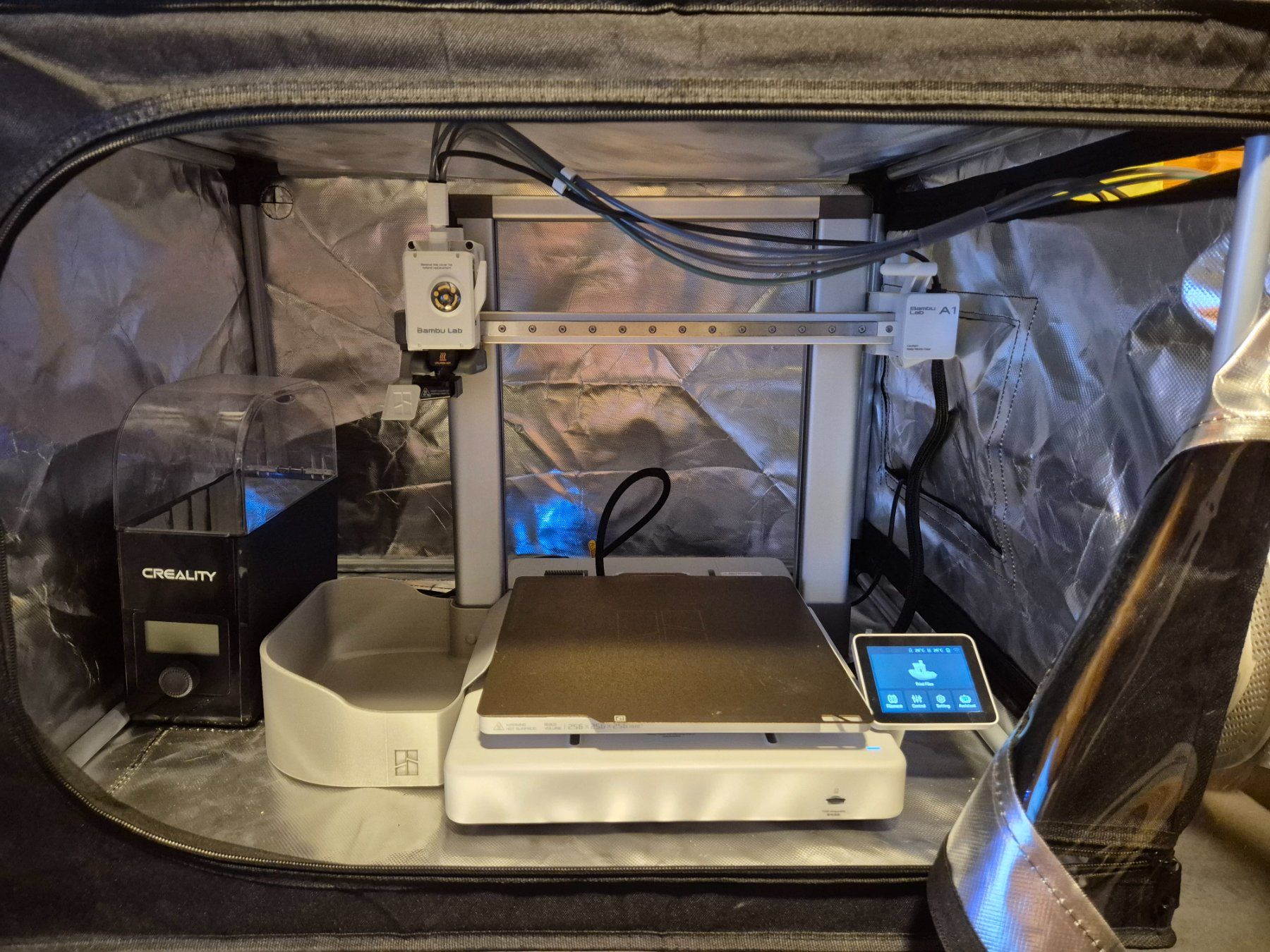 Bambu Lab Stampanti 3D: Bambu Lab A1 Combo + Fermeture + Chauffement de filament – Usato da Chalais venduto da Next001 1