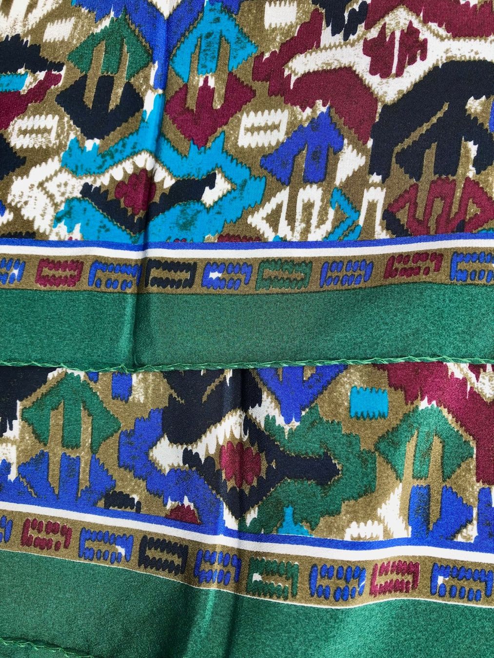 Foulard & Sciarpe: Seidenfoulard – Usato da Winterthur venduto da Barunggeli 4