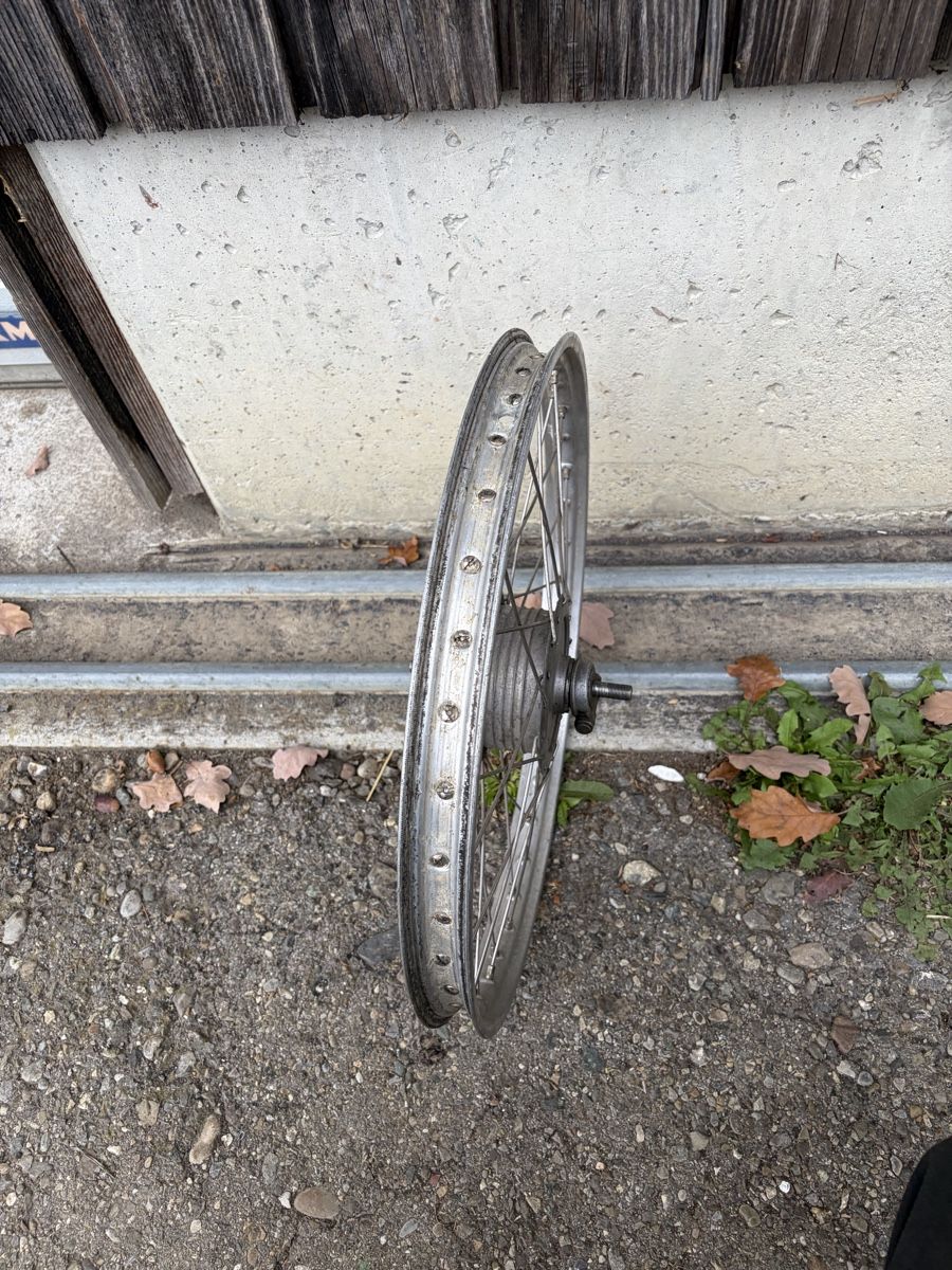 Sachs Parti ricambio per ciclomotori: Sachs Hercules Dkw Puch Speichenrad – Difettoso da Steckborn venduto da Fendtfavorit 4