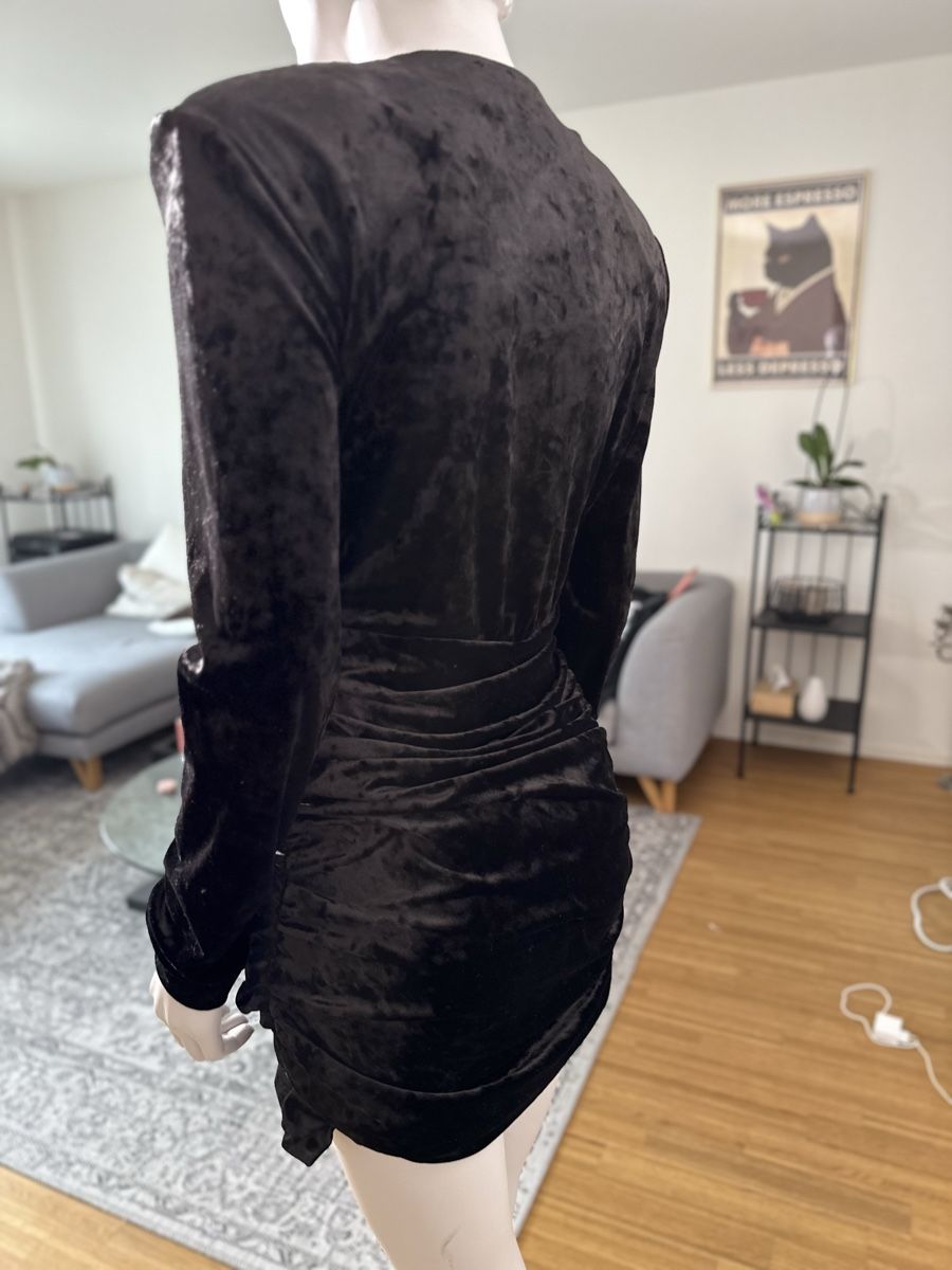 Zara Vestiti: Kleid | Zara | Gr. M | Samt – Nuovo (secondo la descrizione) da Kilchberg ZH venduto da nad_6dwp 2