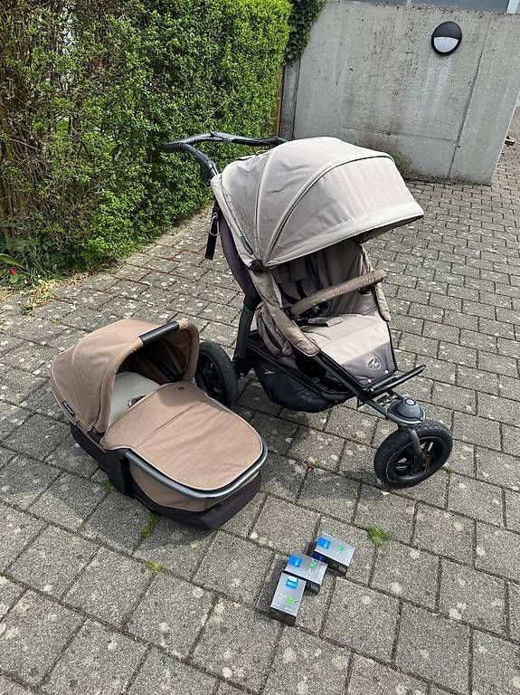 TFK Carrozzine: TFK Kinderwagen mit Zubehör – Usato da Münsingen venduto da diegisnow