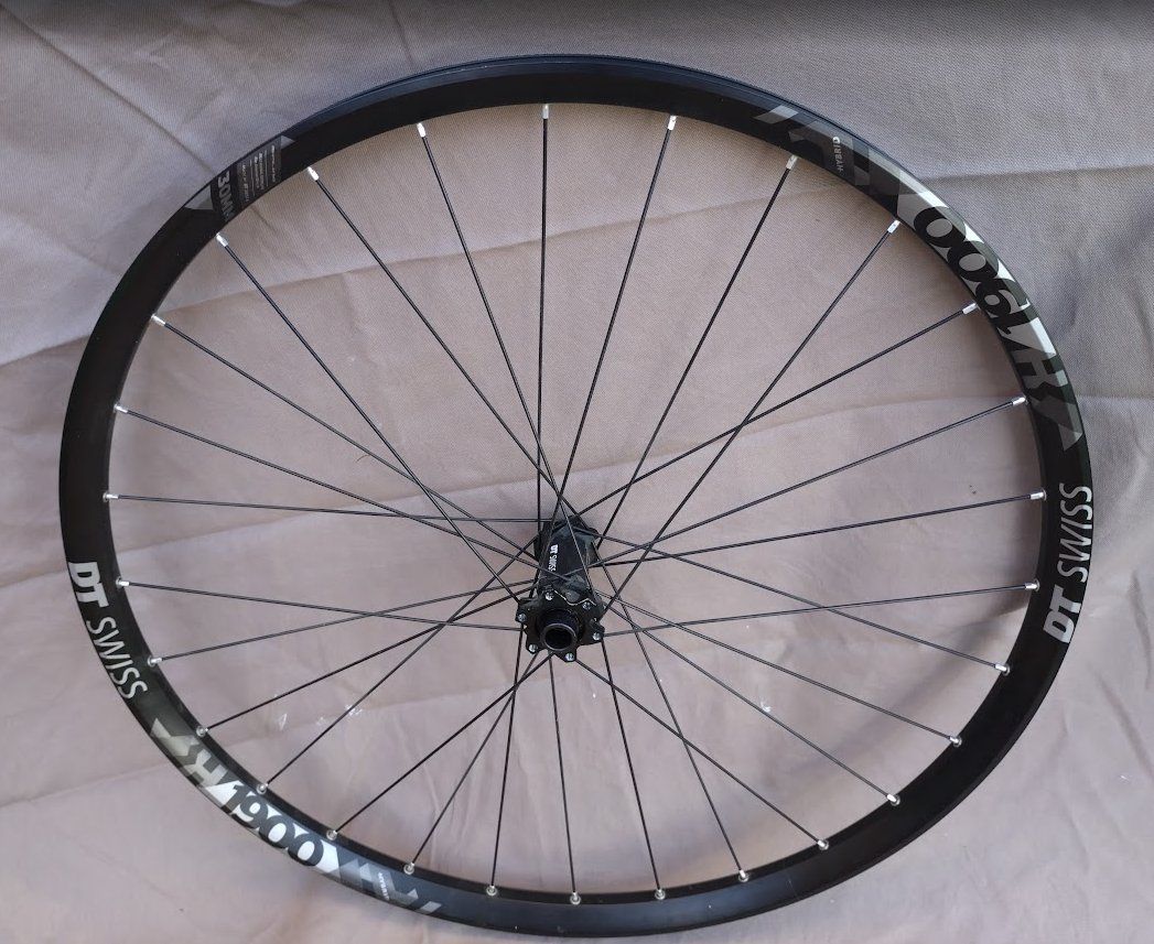 Pneumatici & Ruote complete: DT Swiss XM 1900 Vorderrad – Usato da Spiez venduto da benardo