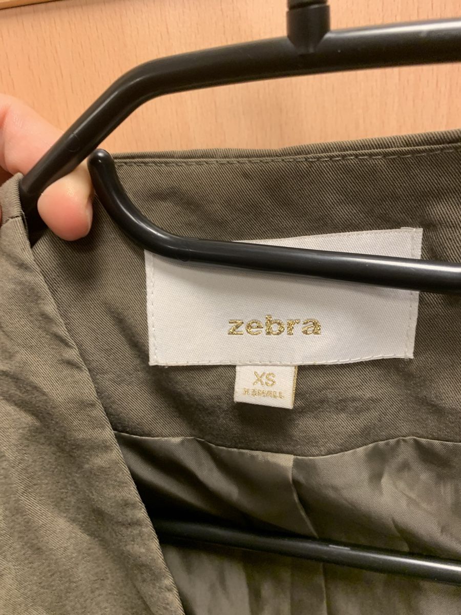 Zebra Jacken: Blazer leger – Gebraucht aus Montreux von Iza_81199 1