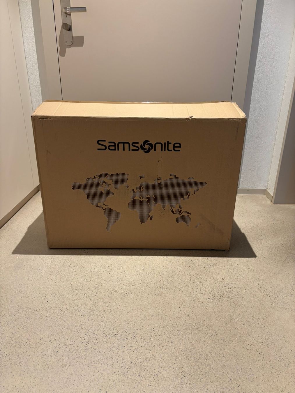 Samsonite Valigie: Samsonite Lite-Shock - Spinner XL Koffer, 124 L, schwarz – Nuovo e nell'imballaggio originale da Dübendorf venduto da Zistec 1