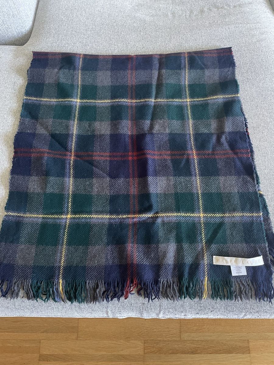 Ralph Lauren Foulard & Sciarpe: Schal Ralph Lauren – Nuovo (secondo la descrizione) da Birmensdorf ZH venduto da des_r5ll 3