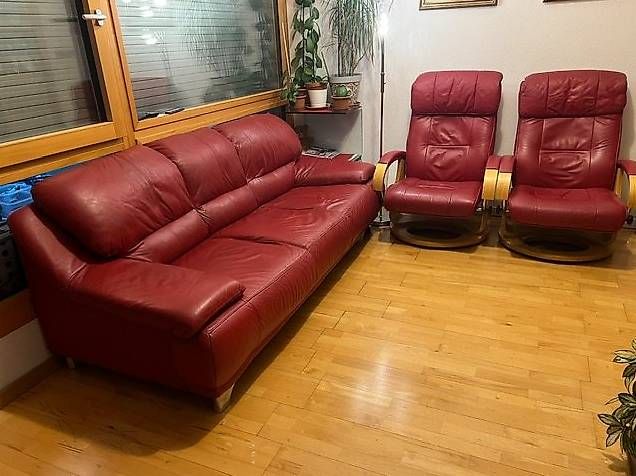 Sofas: Divano 3 posti e 2 poltrone relax. – Gebraucht aus Lugano von egi_zk9d