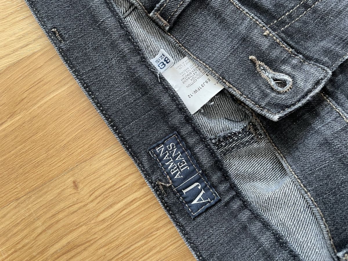 Armani Jeans: Armani Jeans Straight Leg – Usato da Baden venduto da deyaene 3