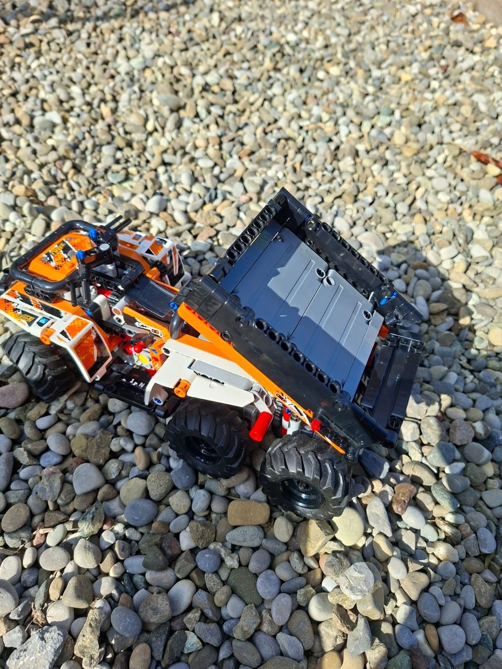 Lego Kit di costruzioni: LEGO Technic - Geländefahrzeug - 42139 – Usato da Niederbüren venduto da barolo2000 5