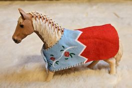 Schleich Stute mit Decke