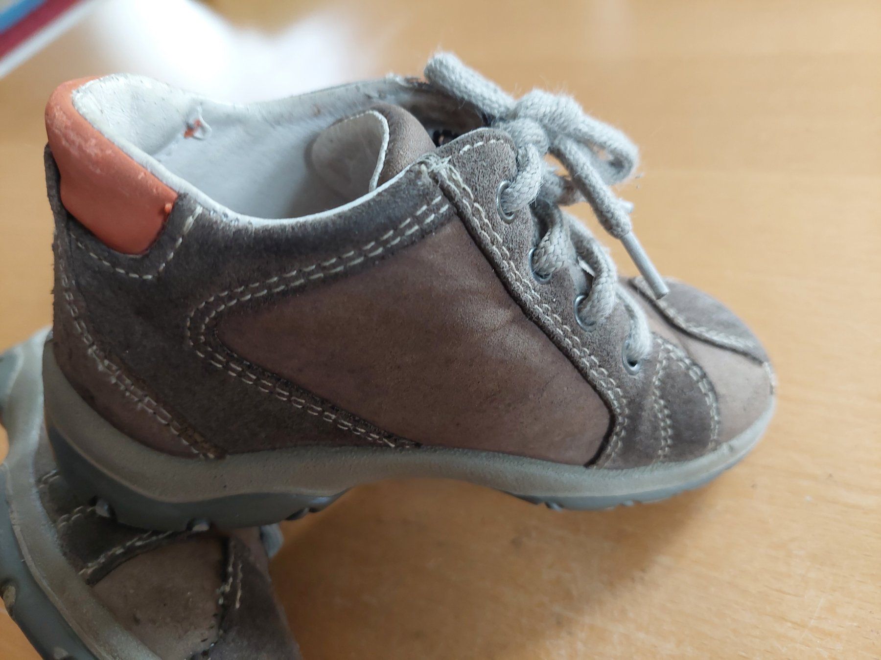 Scarpe per ragazzi: Twisty Kinder boot..Gr.24 – Usato da Zürich venduto da meymano 5