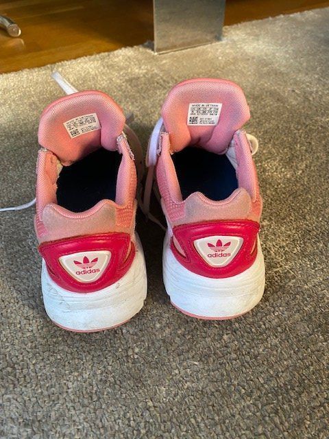 Scarpe da donna: Sneakers ADIDAS EUR 36 – Usato da Lausanne venduto da pat039 3