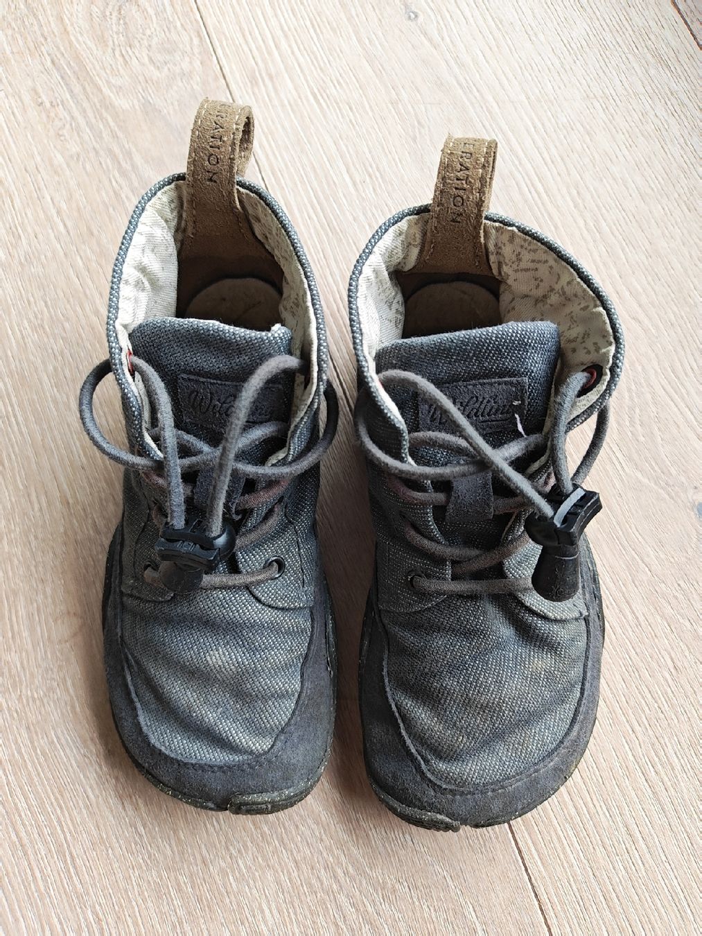 Wildling Schuhe für Jungen: Wildling Barfusschuhe Grösse 27 – Gebraucht aus Neuenegg von Heavy_Crown