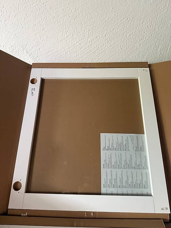 Ikea Porte: Besta SINDVIK Türen IKEA – Usato da Niederglatt ZH venduto da neunzehn82 1