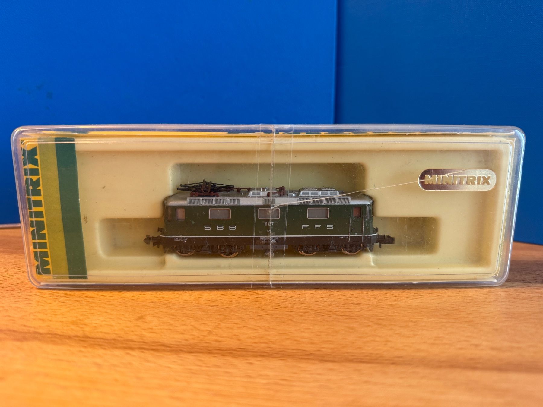 SBB/CFF/FFS Modelleisenbahnen: Minitrix Re 4/4 I in Grün – Gebraucht aus Diemtigen von Mpsj4 2