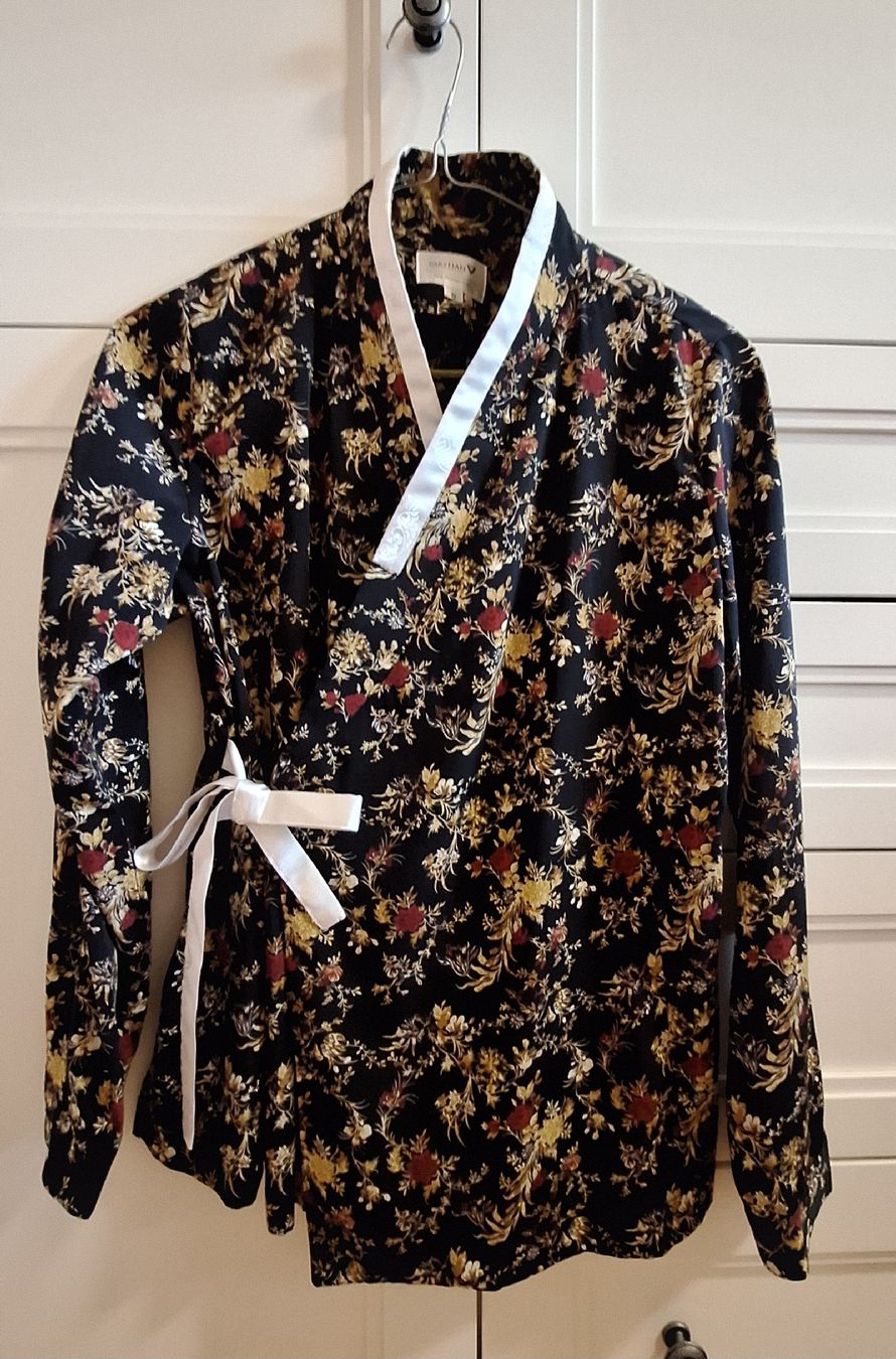 Blusen: Various han-bok blouses – Gebraucht aus Gland von Dedecop2 5