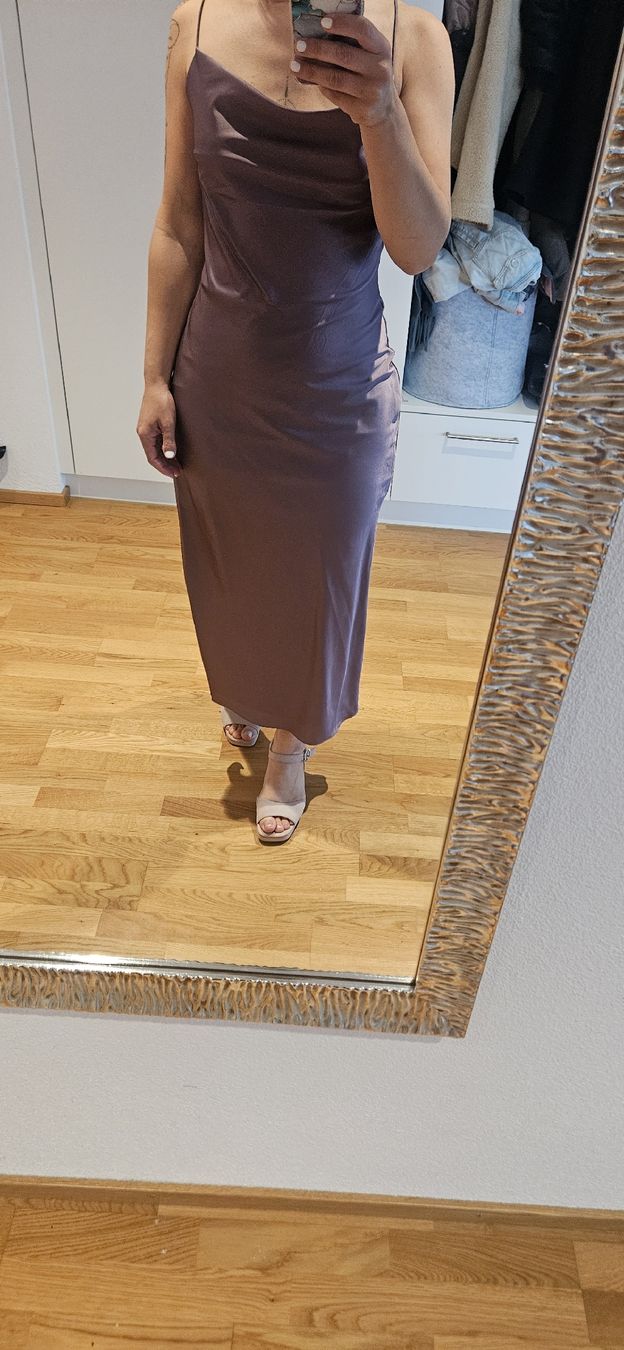 Vestiti: Unique Abendkleid XS Cocktailkleid – Nuovo e nell'imballaggio originale da Triengen venduto da dam_c6gy 3