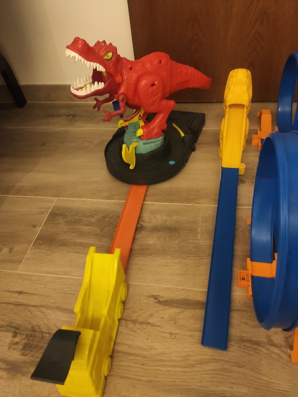 Spielzeuge: Divers circuits Hot Wheels – Gebraucht aus Neuchâtel von snips01 2