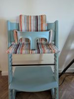 Stokke Tripp Trapp Hochstuhl hellblau mit Sitzkissen gest...