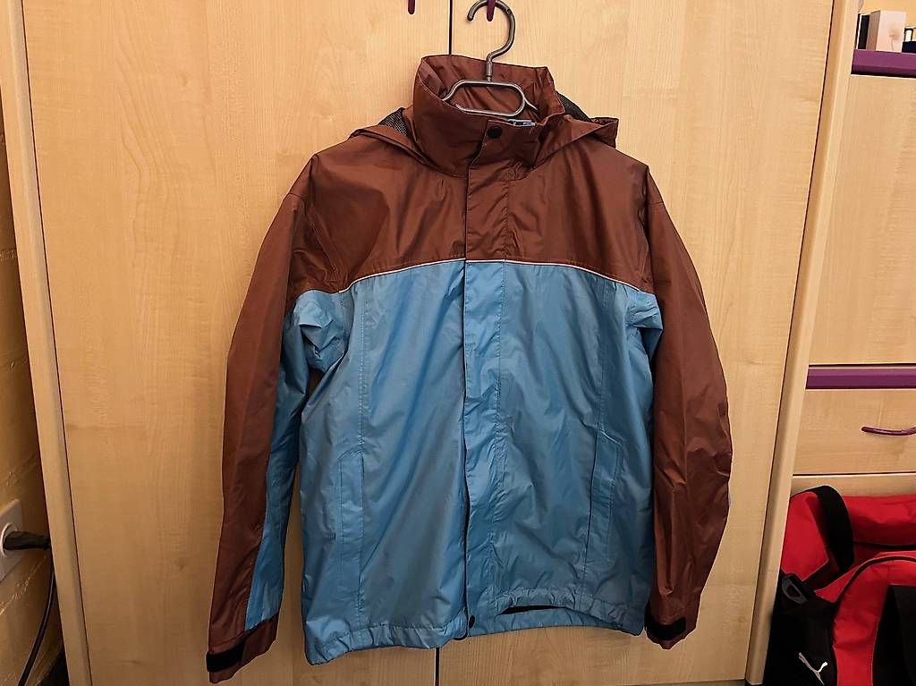 Jacken: Regenjacke Gr.164 – Gebraucht aus Teufenthal AG von and_rea7 1