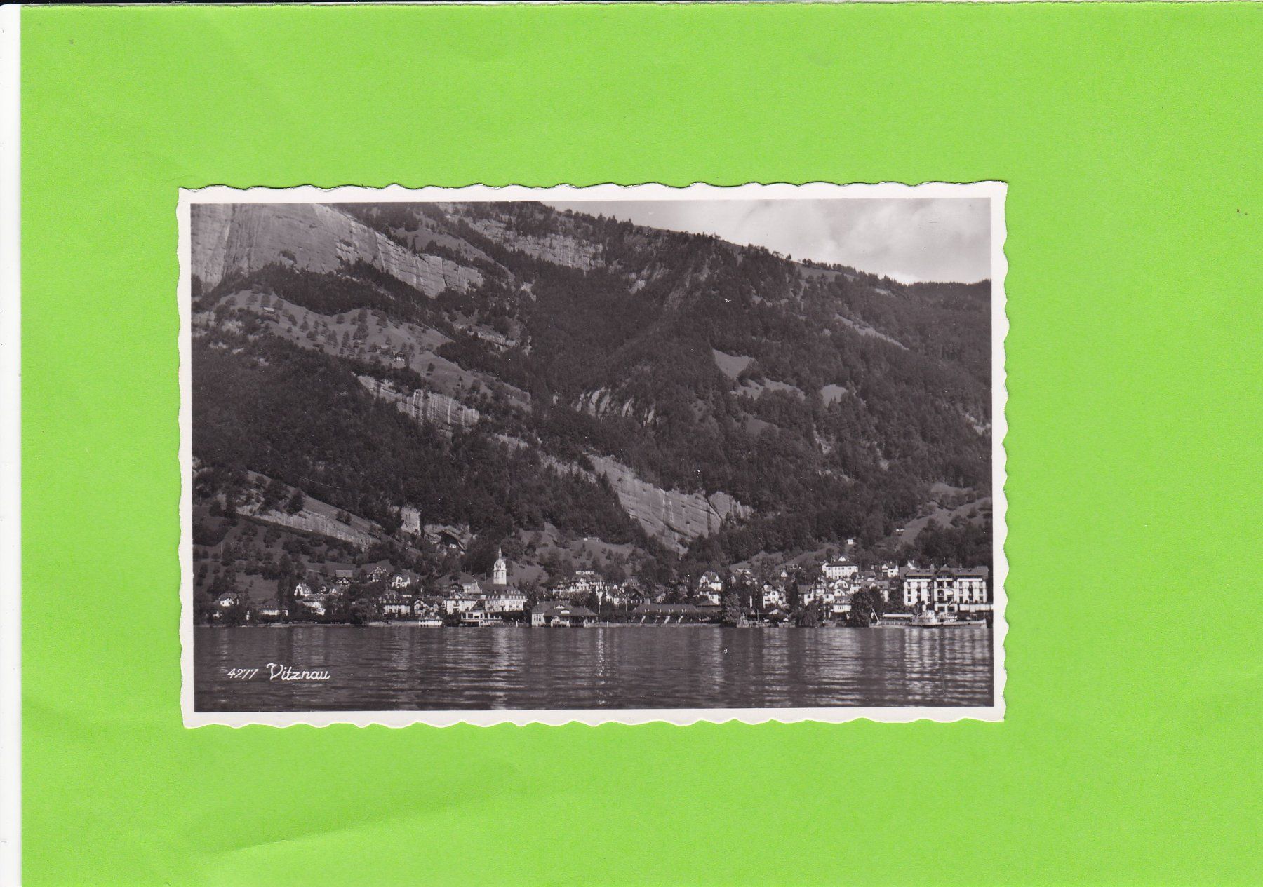 Cartoline postali: Vitznau vom See aus – Usato da St. Peterzell venduto da neckertal