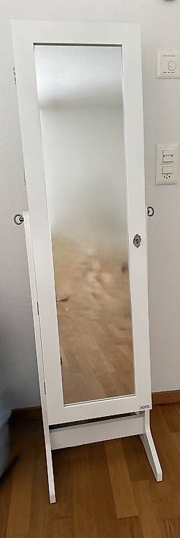 Armadi: Schmuckschrank mit Spiegel kippbar – Usato da Niederrohrdorf venduto da Bambam66 1