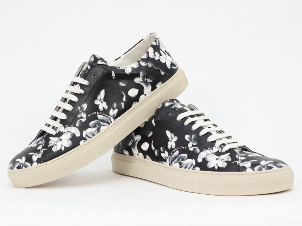 Givenchy Scarpe da uomo: GIVENCHY Sneaker Herren, Gr. 43 – Nuovo e nell'imballaggio originale da Zollikofen venduto da oOAROo 2