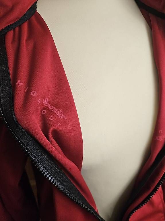 Jacken: Mamalila Regentragejacke 38 rot – Gebraucht aus Hergiswil NW von Bergsunne 3