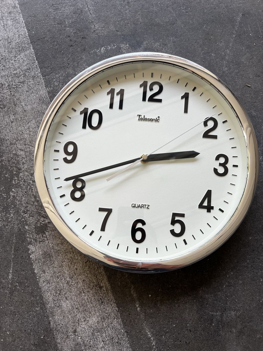 Orologi da terra & Orologi da parete:  Wall Clock - Great Condition for Autumn! – Nuovo (secondo la descrizione) da Seewen venduto da Gueggel13