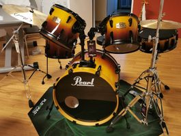 Pearl Schlagzeug Set mit Beater Pad und Hocker