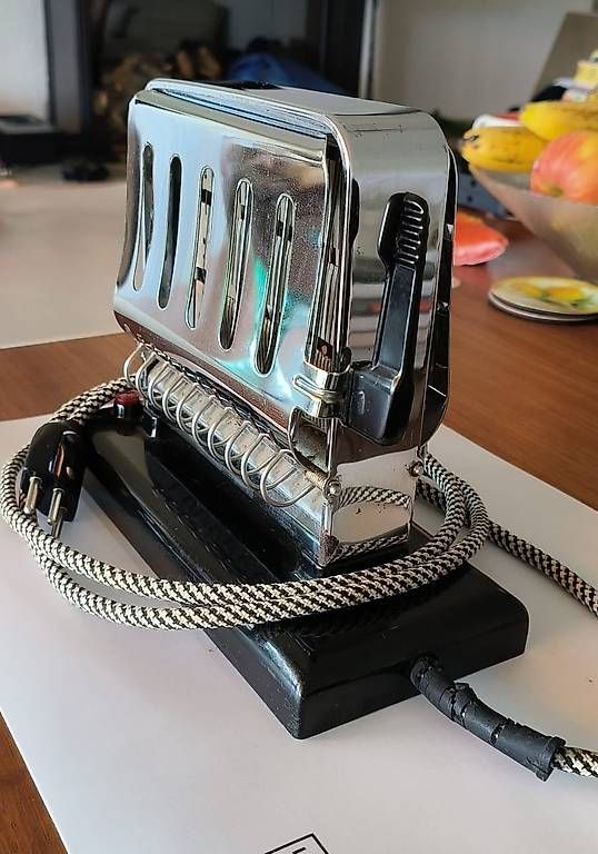 Jura Elettrodomestici da cucina: Jura Vintage Toaster – Usato da Agno venduto da Snapyalpha
