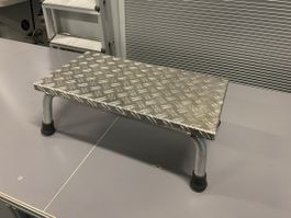 Arbeitspodest Tritt ab 1.-