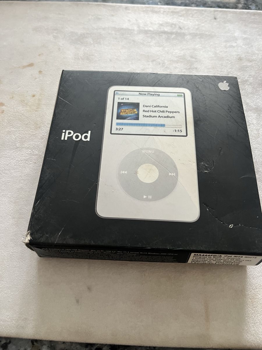 Apple Tragbarer Mediaplayer: Apple iPod 30GB avec accessoires et boite – Gebraucht aus Crissier von Texavery01 9