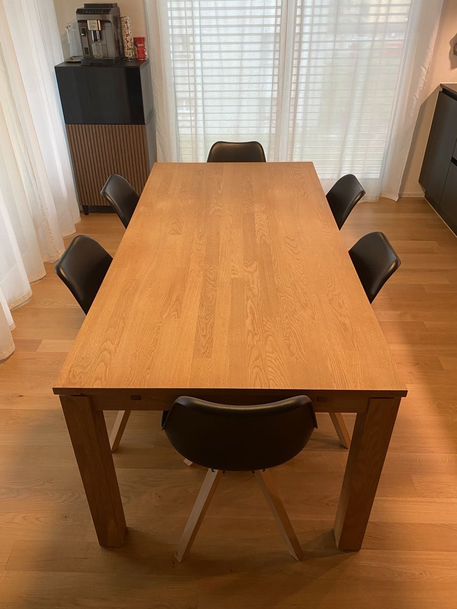 Tables: Esstisch aus Eiche massiv mit 6 Stühlen – D'occasion à Kloten par Sa_pal98 3