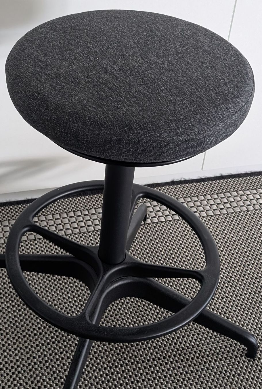 Ikea Tabourets: standing  Stool Ikea lidkullen – Neuf (Voir description) à Dübendorf par bea_6bym 1