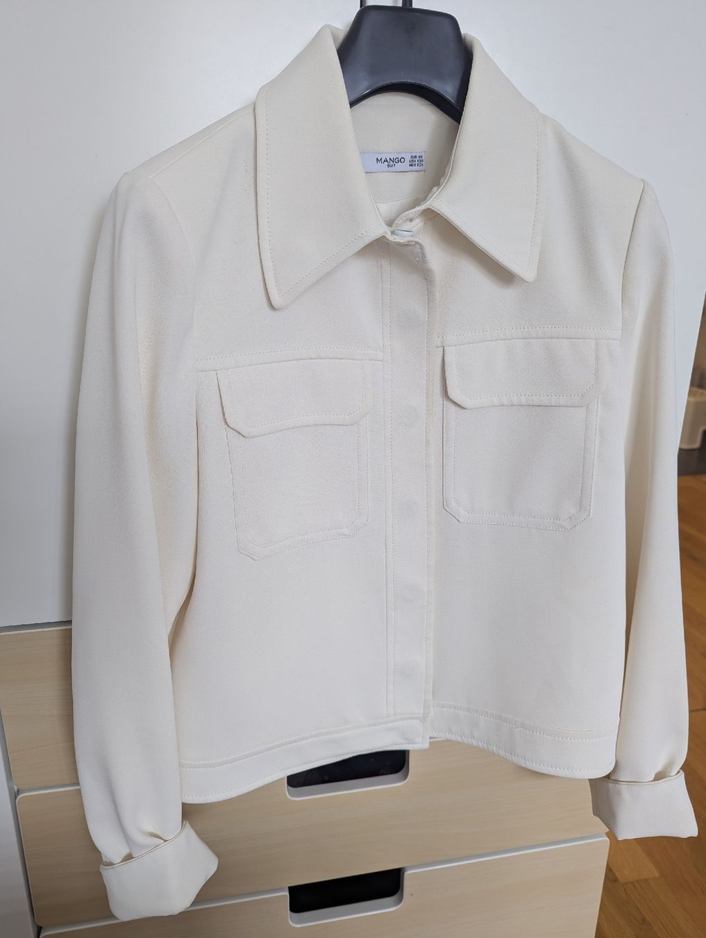 Mango Giacche: Mango (Mango Suit) Jacke XS – Usato da St. Gallen venduto da Mosaika 4