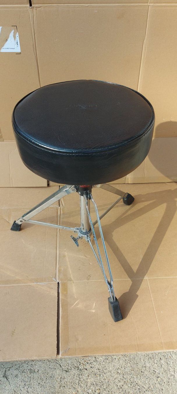 Strumenti musicali: Dixon Drumm spirale Hocker – Usato da Glattbrugg venduto da Swissmusik 2