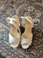 Sandali bianchi zeppa cinturino fibbia taglia 37