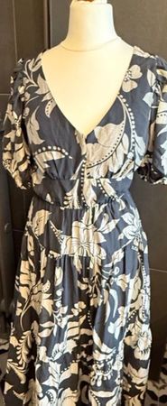 Edles Kleid And Other Stories 34