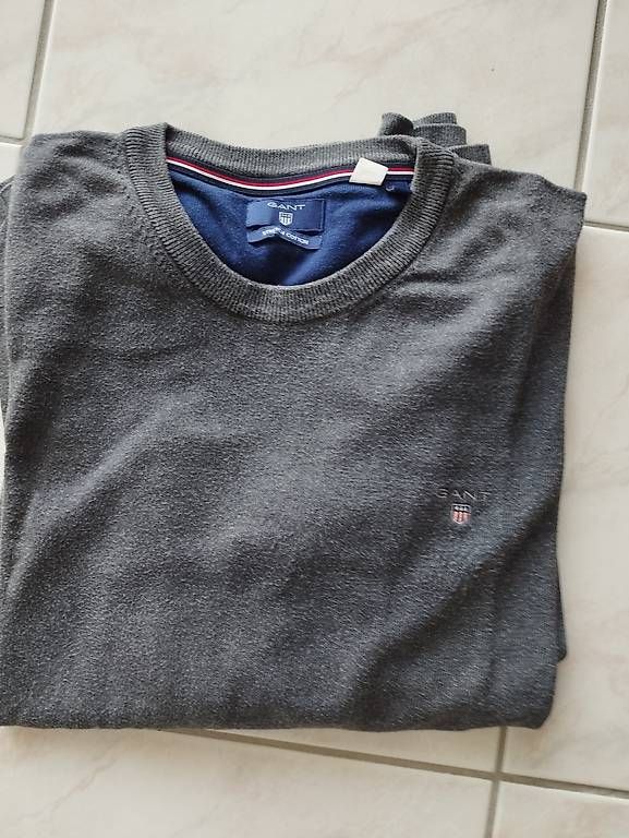 Pulls & Sweat-shirts: Sweat Gant gris manches longues  – D'occasion à Etagnières par DiCanio67