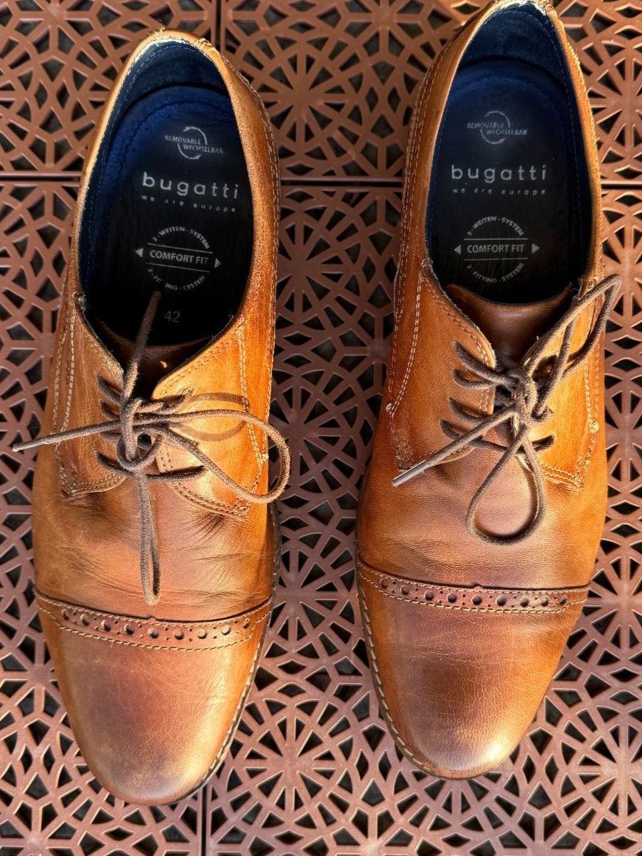 Bugatti Scarpe da uomo: Bugatti Business Lederschuhe Farbe Cognac Grösse 42 – Usato da Zürich venduto da Amaretto_zh 2
