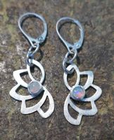 Opal Ohrhänger in Silber / Handgemacht