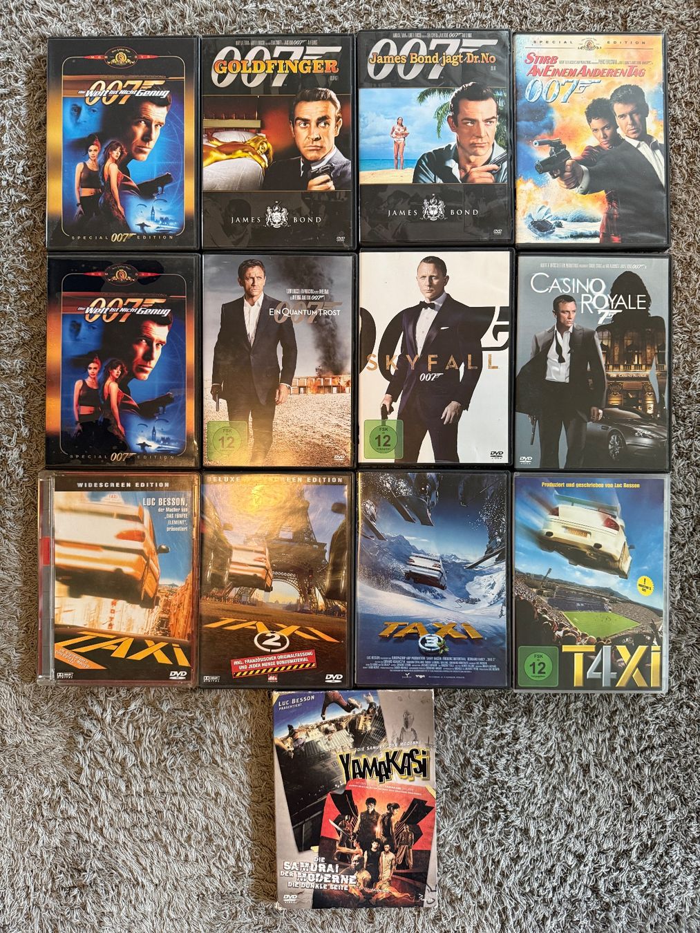 Tutti i DVDs: Actionfilme 007, Taxi usw. – Usato da Rüeterswil venduto da dvo_y9vg
