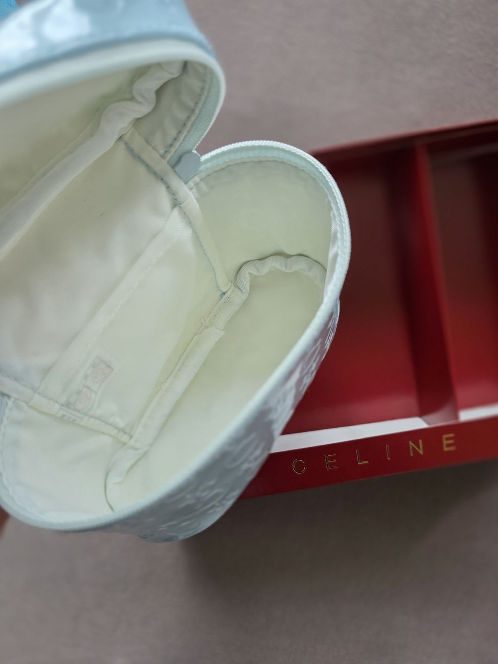 Celine Borse da donna: Celine Mini Bag & Baumwolltuch Set Neu mit Box – Nuovo e nell'imballaggio originale da Zürich venduto da LIMAR 4