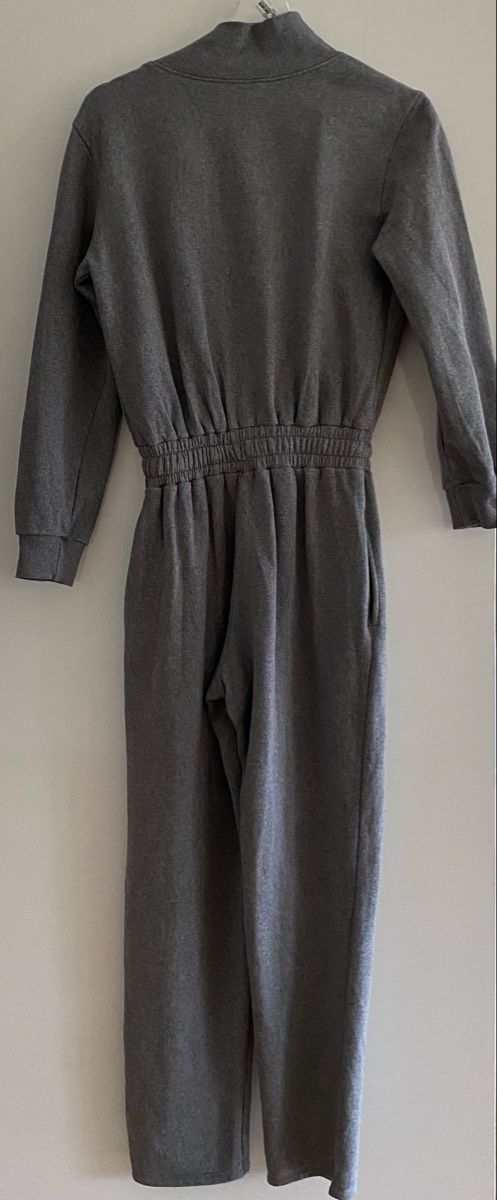 Tute: Jumpsuit PeopleTree fair&nachhaltig – Usato da Zürich venduto da Scano 1