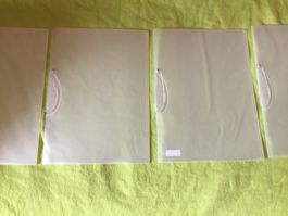 Lot de 4 portes documents A4 en plastique transparents NEUFS