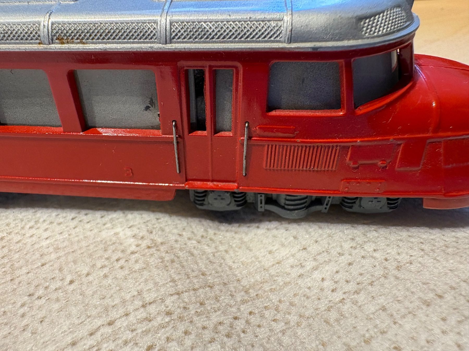 Hag Modelleisenbahnen: Hag 100 flèche rouge def – Defekt aus Corcelles Payerne von Pierre66 3
