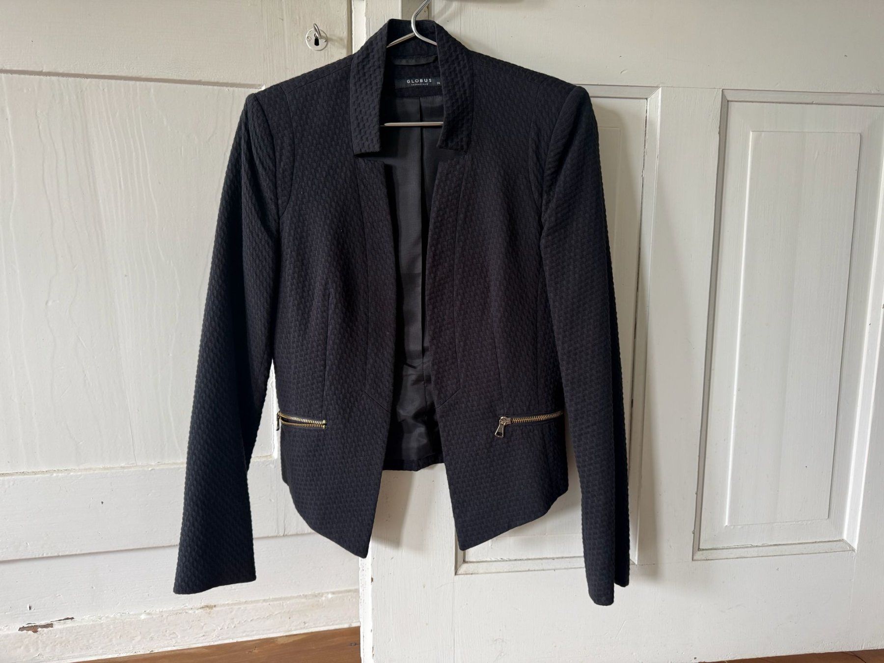 Globus Giacche: Blazer Globus, schwarz, Grösse 36 – Usato da Egg b. Zürich venduto da Patrick107